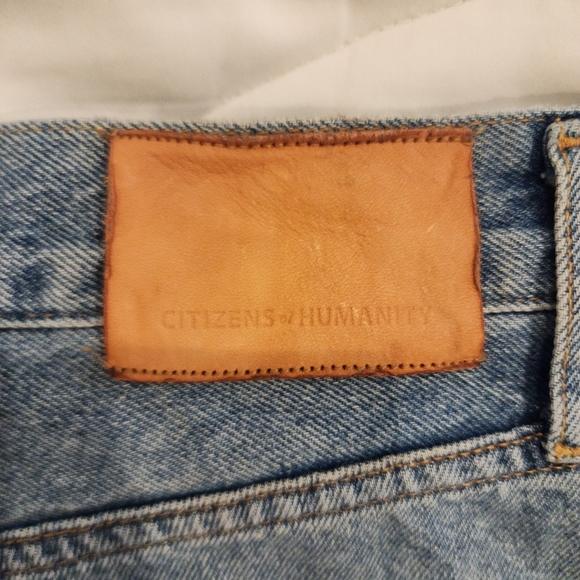 Citizens of Humanity Distressed Emery Jeans Size 26 - Picture 9 of 16